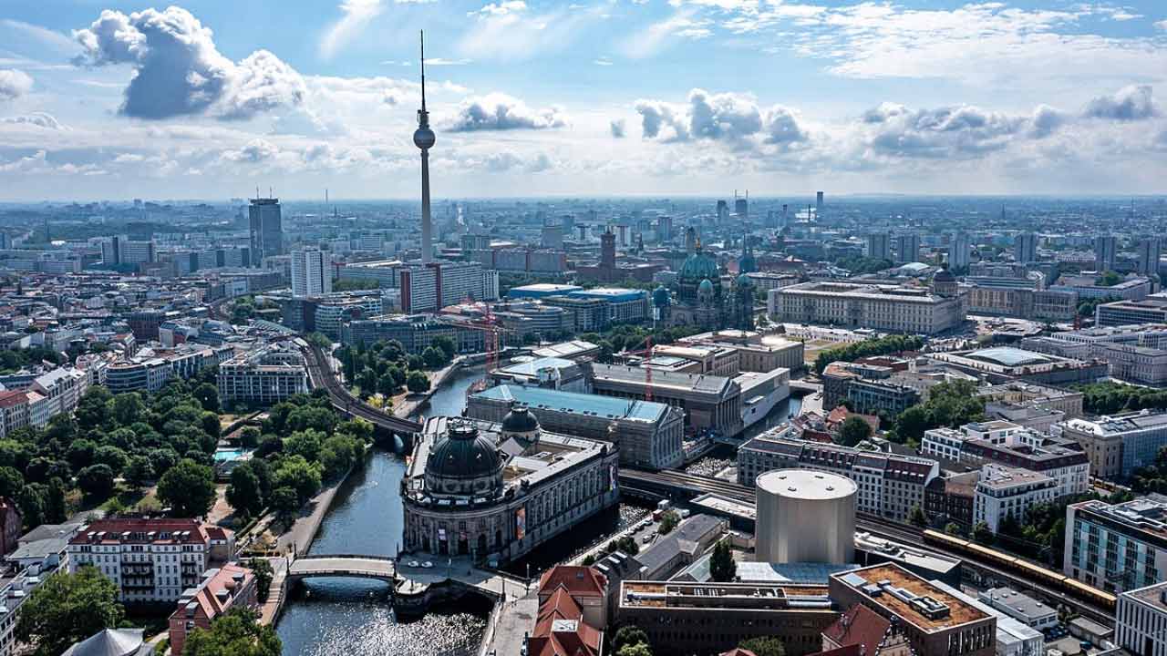 Ora exacta berlin